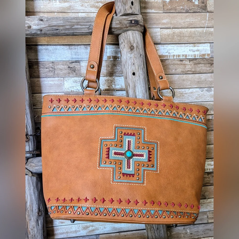Montana West Embroidered Cross Concho Conceal & Carry Handbag W Studs - Picture 15 of 15